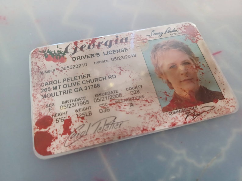 The Walking Dead Carol Peletier License Prop Cosplay Novelty image 1