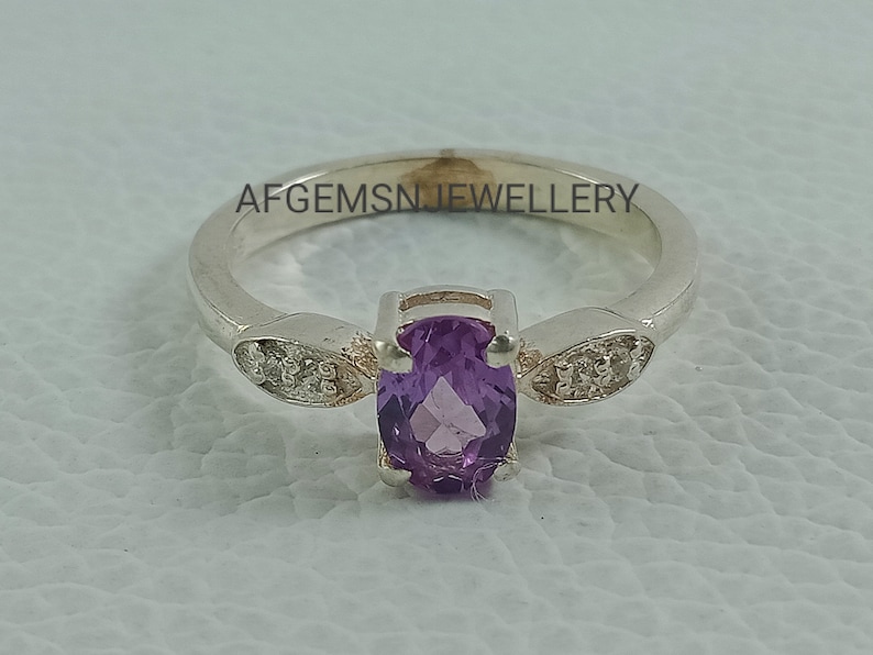 Women Alexandrite Ring-Oval Cut-Color Changing Gemstone Ring-Sterling Silver Ring-June Birthstone Ring