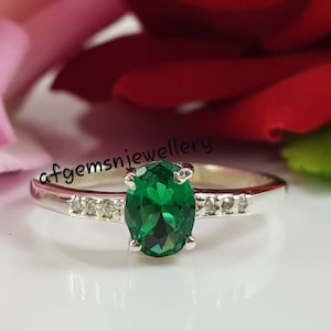 Emerald engagement rings for women emerald green ring emerald wedding anniversary gift