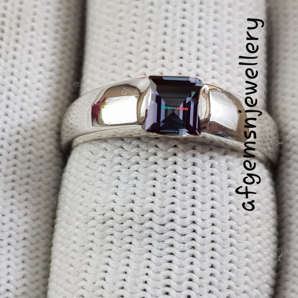 Men's Alexandrite Ring, Color Changing Gemstone Ring, Sterling Silver Ring, Wedding Ring, June Birthstone Ring, Solitaire Ring