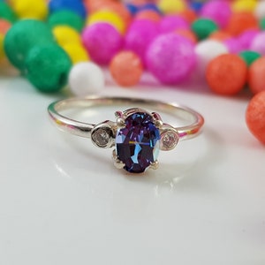 Vintage Alexandrite Ring Sterling Silver Ring June Birthstone Ring Color Changing Gemstone Ring
