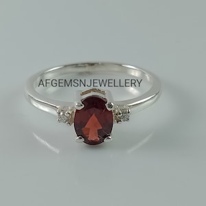 Engagement Red Garnet Ring Red Garnet Gemstone 925 Sterling Silver Ring Garnet Ring For Mother&#39;s Day Gift Red Garnet Ring For Woman