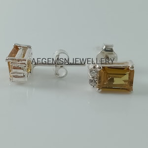 Color Changing Stud Earrings-Sultanite Stud Earrings-Sultanite Stud-Women Stud Earrings-Push Back Stud Earrings-925 Silver Stud Earrings