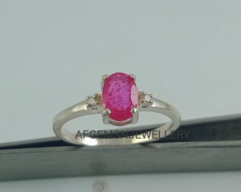 Ruby Solitaire Ring-Natural Glassfilled Ruby Ring-Julio Birthstone-Aniversario Anillo-Oval Cut Ruby-925 Sterling Silver Ring