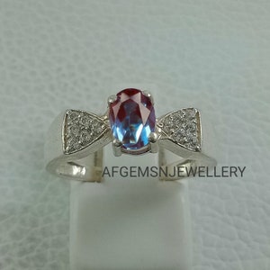 Dainty Vintage Alexandrite Wedding Ring, Color Changing Stone Ring, June Birthstone Ring, Promise Ring, Silver Alexandrite Ring