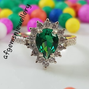 Teardrop Emerald Stone Ring/Solid Silver 925/Statement Ring/Elegant Design Ring/Engagement Ring/Perfect Gift Ring /May Birthstone ring