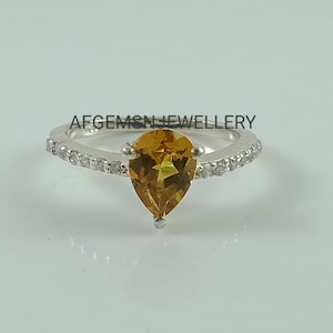 Beautiful Sultanite Ring-Color Changing Ring-Pear Cut Sultanite Ring-Diaspore Stone Ring-Sultanite Jewelry Ring