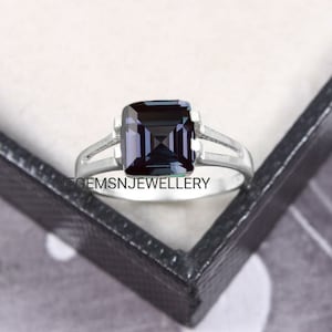 Wedding Alexandrite Ring Square Cut Alexandrite Engagement Ring June Birthstone Gemstone Ring