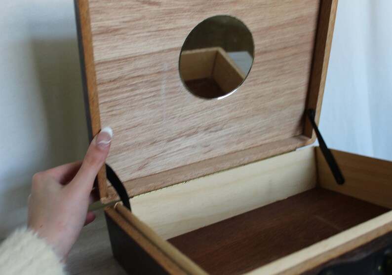 Vintage Jewelry Box