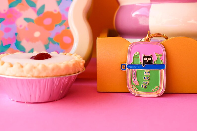 Cat and Sardines Enamel Keychain Keyring, Gifts, Gift Ideas, Gifts for