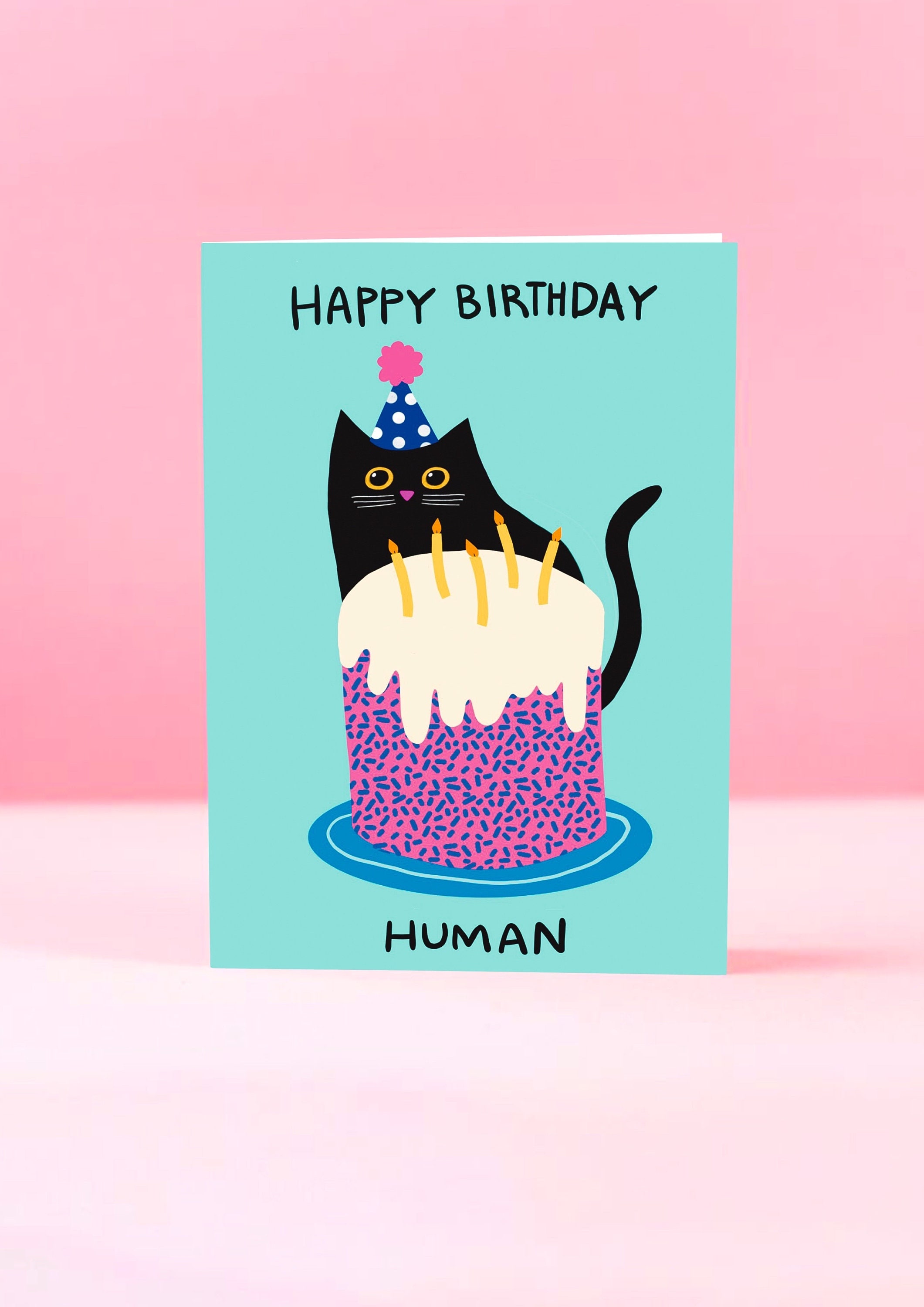 Old English Co. Tarjeta De Cumpleaños Para Perros Con Diseño De Dibujos Animados «Do I Smell Cake» Para Hombres Y Mujeres, Diseño De Tarjeta Humorística Para Dueño De Mascotas, Sobre Interior En