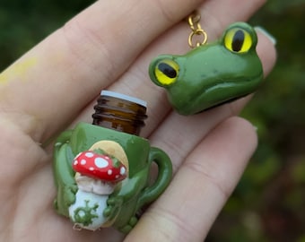 Aromatherapy frog necklace, essential oil bottle, diffuser necklace, anxiety necklace, frog and mushroom necklace, Cottagecore necklace