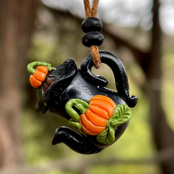 Pumpkin teapot necklace, pumpkin teapot, black teapot necklace, teapot necklace, pumpkin pot, pumpkin jewelry, pumpkin necklace, autumn