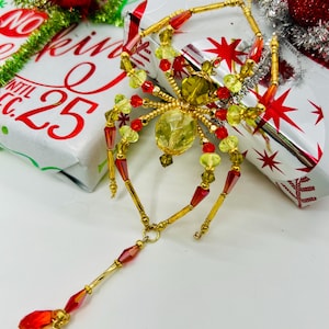Beaded Christmas Spider Ornament: Glass Crystal Suncatcher