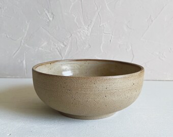 Ceramic Everyday Bowl | Speckled Stoneware Bowl | Minimal Pasta Bowl | Kitchen | Rustic Pottery Bowl | Stoneware Soup Bowl