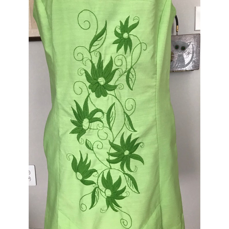 Vintage Embroidered Park East by Swirl Mod Scooter Dress