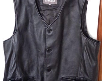 Wilsons Leather Black Vest Mens XL Button Front Pockets Lined Classic Style