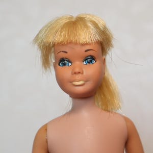 Vintage Malibu Skipper Barbie Doll Mattel