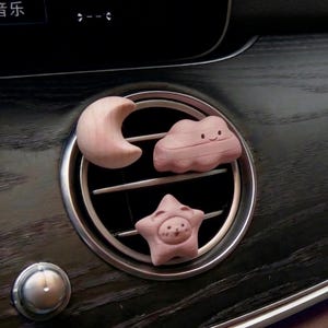 Söt luftfräschare för bilen, mini stjärna måne moln kawaii bildekor, bilventil diffusor, estetisk bilaccessoar present till kvinnor