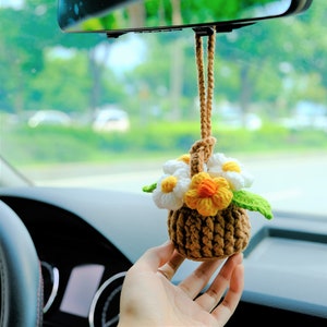 Crochet Fluffy Flowers Car Mirror Hanging Accessories, Mini Daisy Flower Basket Car Rear View Mirror Accessory, Cute Interior Car Accessory