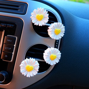 Daisy with Hearts Car Vent Clip, Plaster Flower Car Air Freshener, Cute Car Interior Accessory for Women/Teens, Kawaii Car Accessories