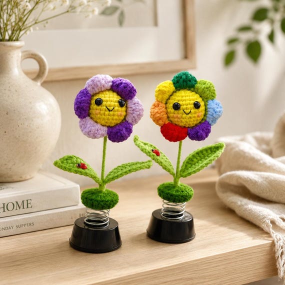 Crochet Sunflower Car Dashboard Bobblehead: Smiley Car Accessory