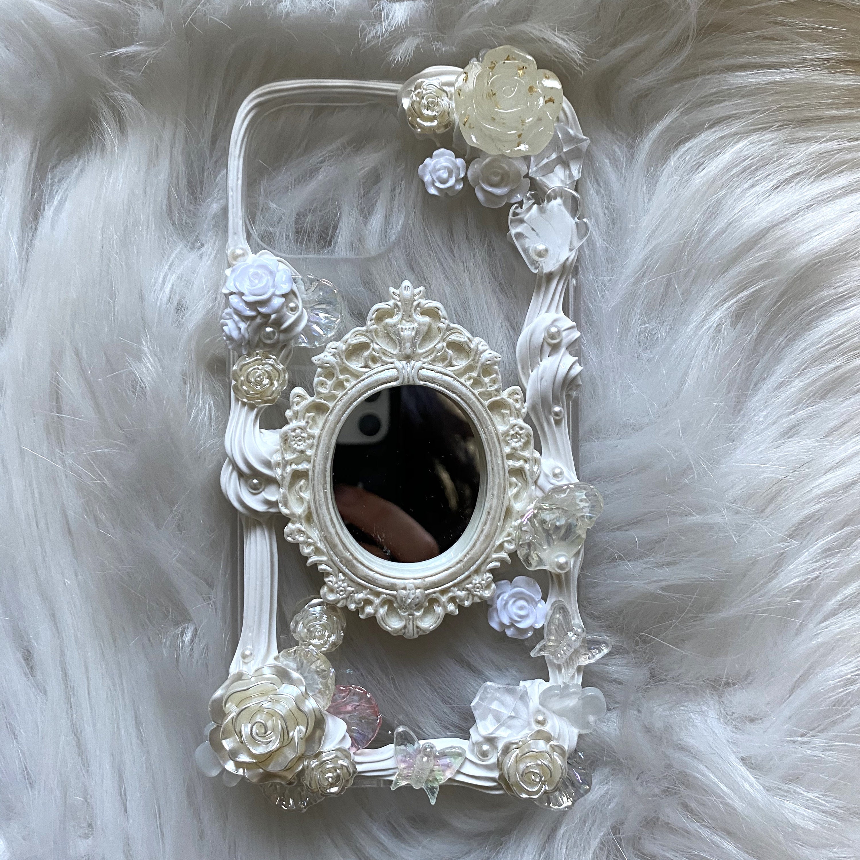 スマホアクセサリー DECO depuis1985 3D FLOWER MALTI CHAIN スマホアクセサリー DECO depuis1985 3D FLOWER MALTI CHAIN