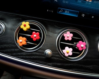 Mini bloemen autoverspreider, kleurrijke madeliefje auto luchtverfrisser ventilatieclips, leuke auto-accessoires voor dames/tieners, automagneten, automeisje spullen
