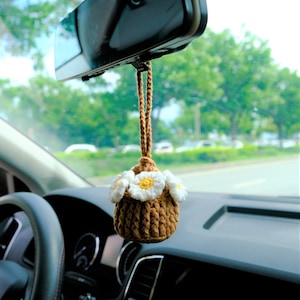 Crochet Daisy Car Mirror Hanging Accessory, Mini Flower Basket Rear View Mirror Accessory, Crochet Car Hanging, Boho Interior Car Accessory