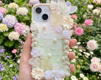 スマホアクセサリー DECO depuis 1985 3D FLOWER MALTI CHAIN Custom Decoden Phone Case, Sage Green Pink Pearl Phone Case