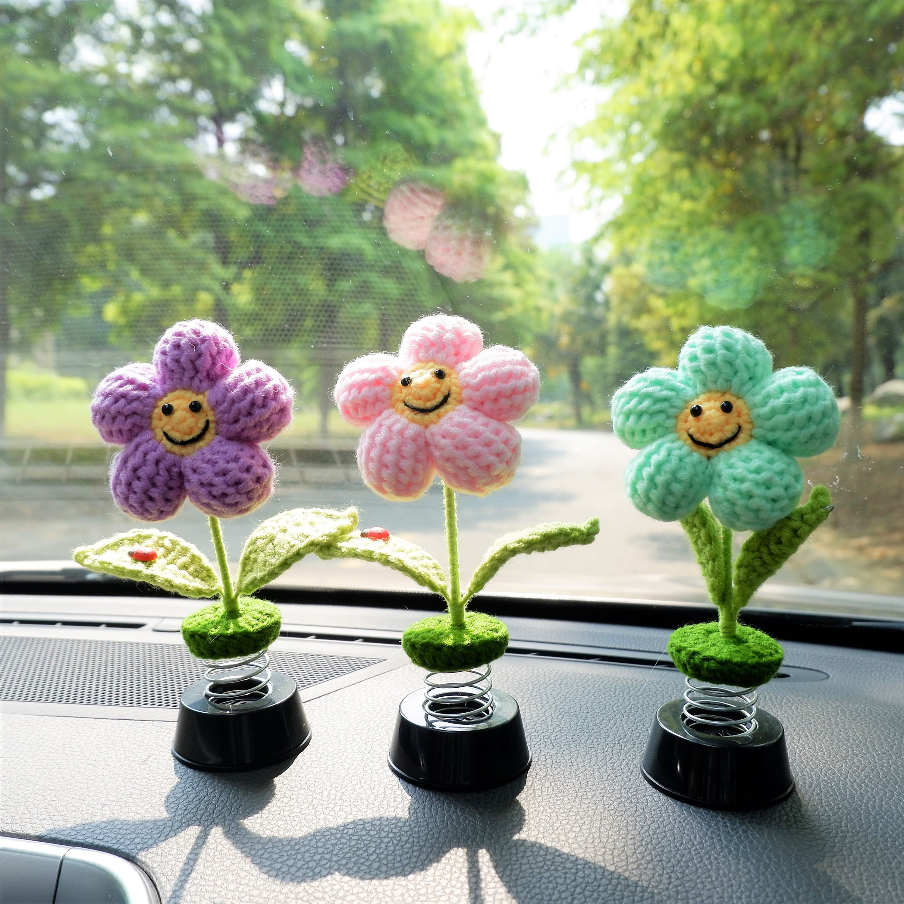Crochet Waffle Flower Car Dashboard Decor, Bobblehead Smiley