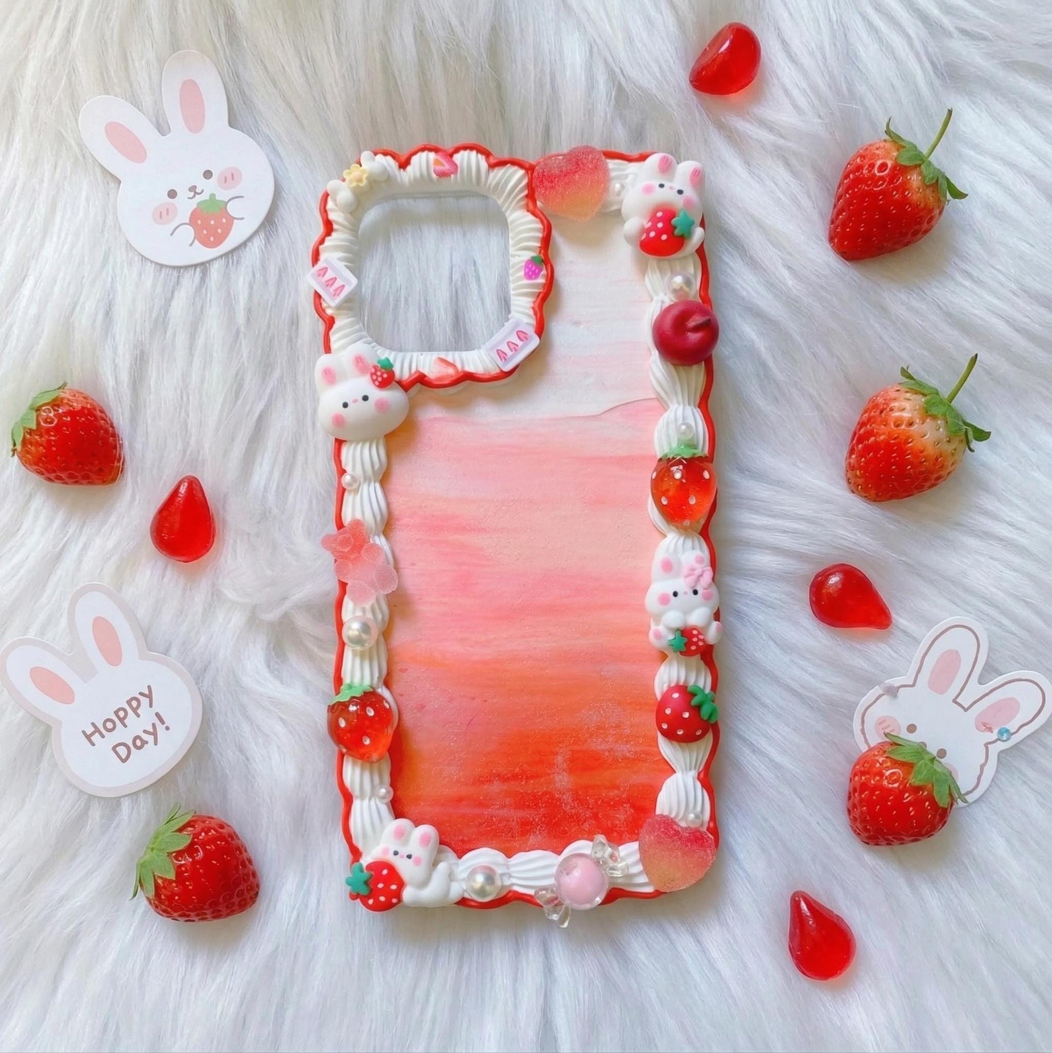 デコデンスマホケース、いちごうさぎスマホケース、かわいい3D
