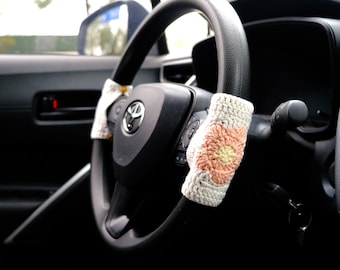 Funda de volante con margaritas de ganchillo, ajustable, bonito accesorio interior para mujer, con diseño floral.