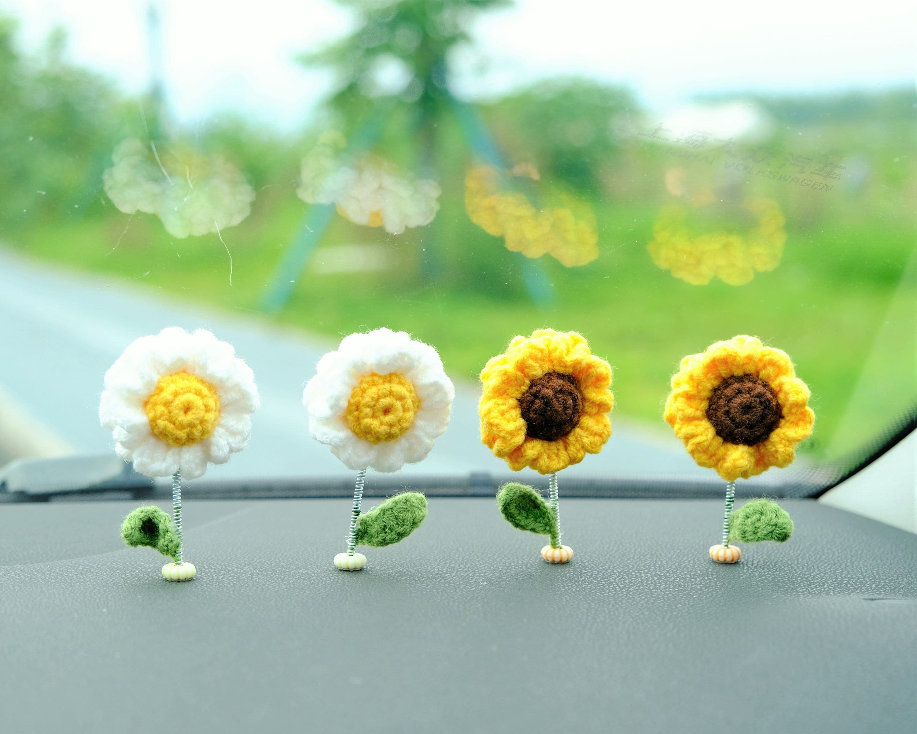 Decoración De Coche Con Girasol De Ganchillo | Colgante Artesanal Para Salpicadero Y Oficina | Regalo Para Él O Ella | DAWRIS