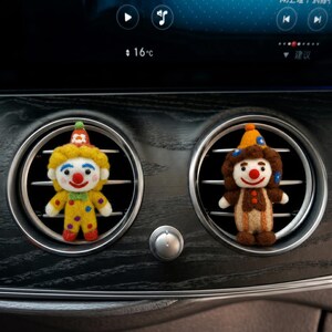 Wool Felt Clown Car Vent Clips, Jester Car Air Freshener Diffuser, Cute Car Accessories for Women/Teen/Men, Halloween Car Interior Decor