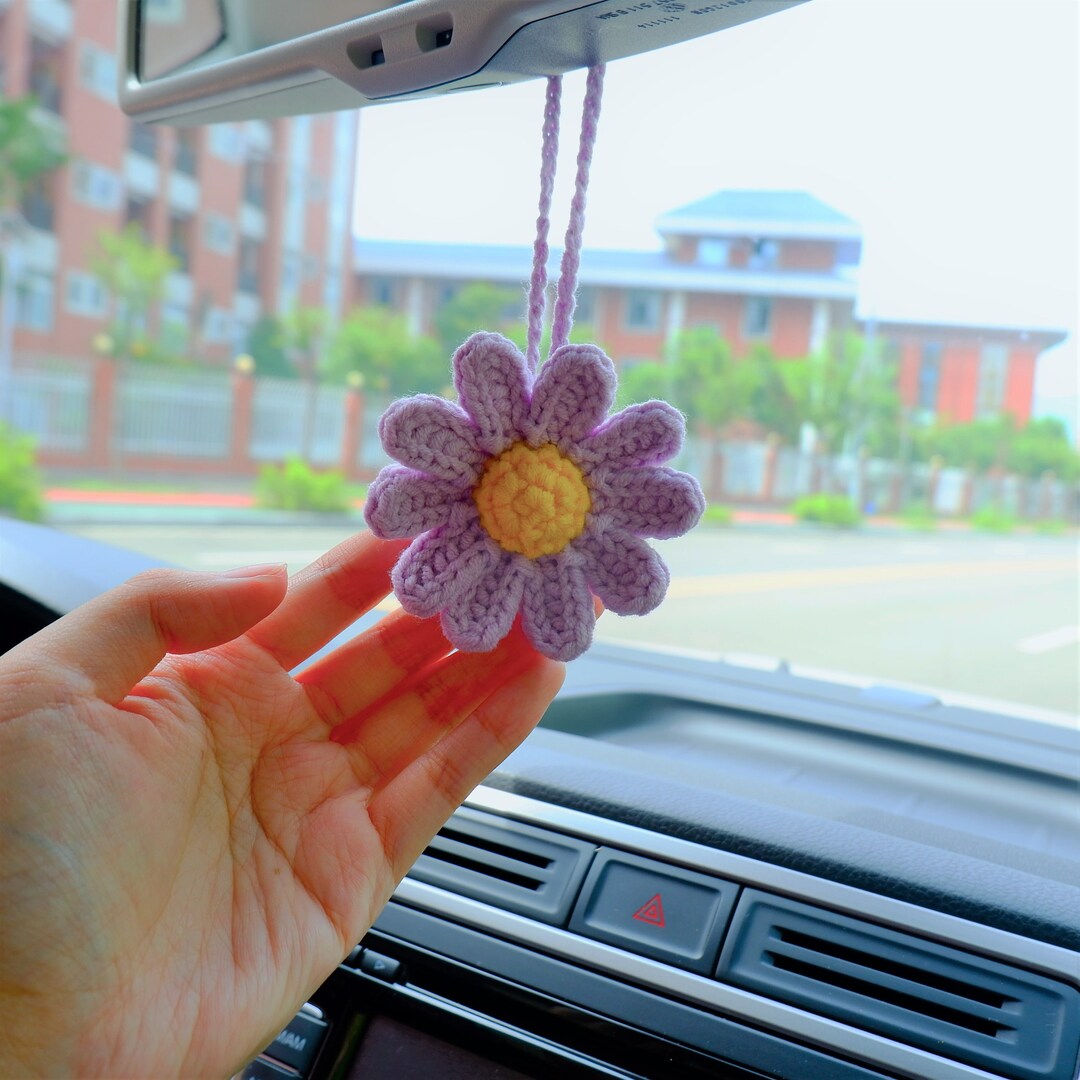 2pcs Crochet Daisy Car Mirror Hanging Accessory, Rainbow Flower Rear