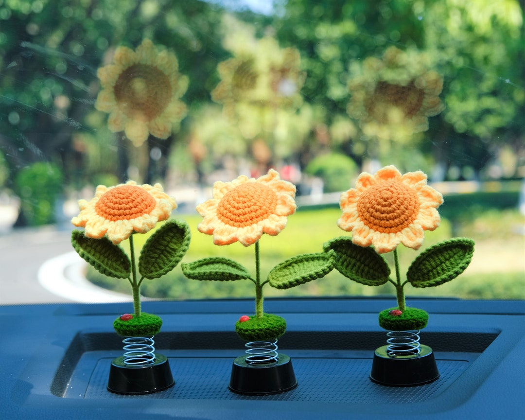 Crochet Sunflower Car Dashboard Decor, Bobblehead Sunflower Car