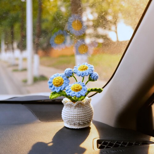 Crochet Daisy Potted Plant, White Blue Flower in Pot, Cute