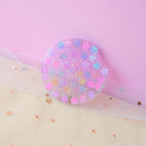 Glittrande blommiga resinunderlägg för bilar, tusenskönablommor Sakura hjärtan bilmuggunderlägg, söta flickiga biltillbehör för kvinnor, drinkunderlägg Rainbow flowers