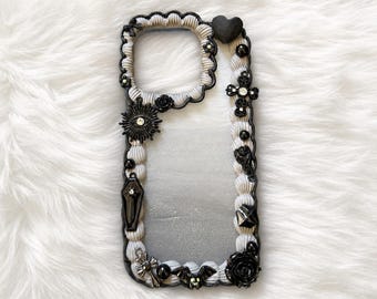 Decoden Coque de portable, Devil Eyes/Cross/Bat/Rose, Coque de portable Goth, Coque de portable 3D personnalisée pour iPhone 13/14/15/16/17 Pro, Google Galaxy