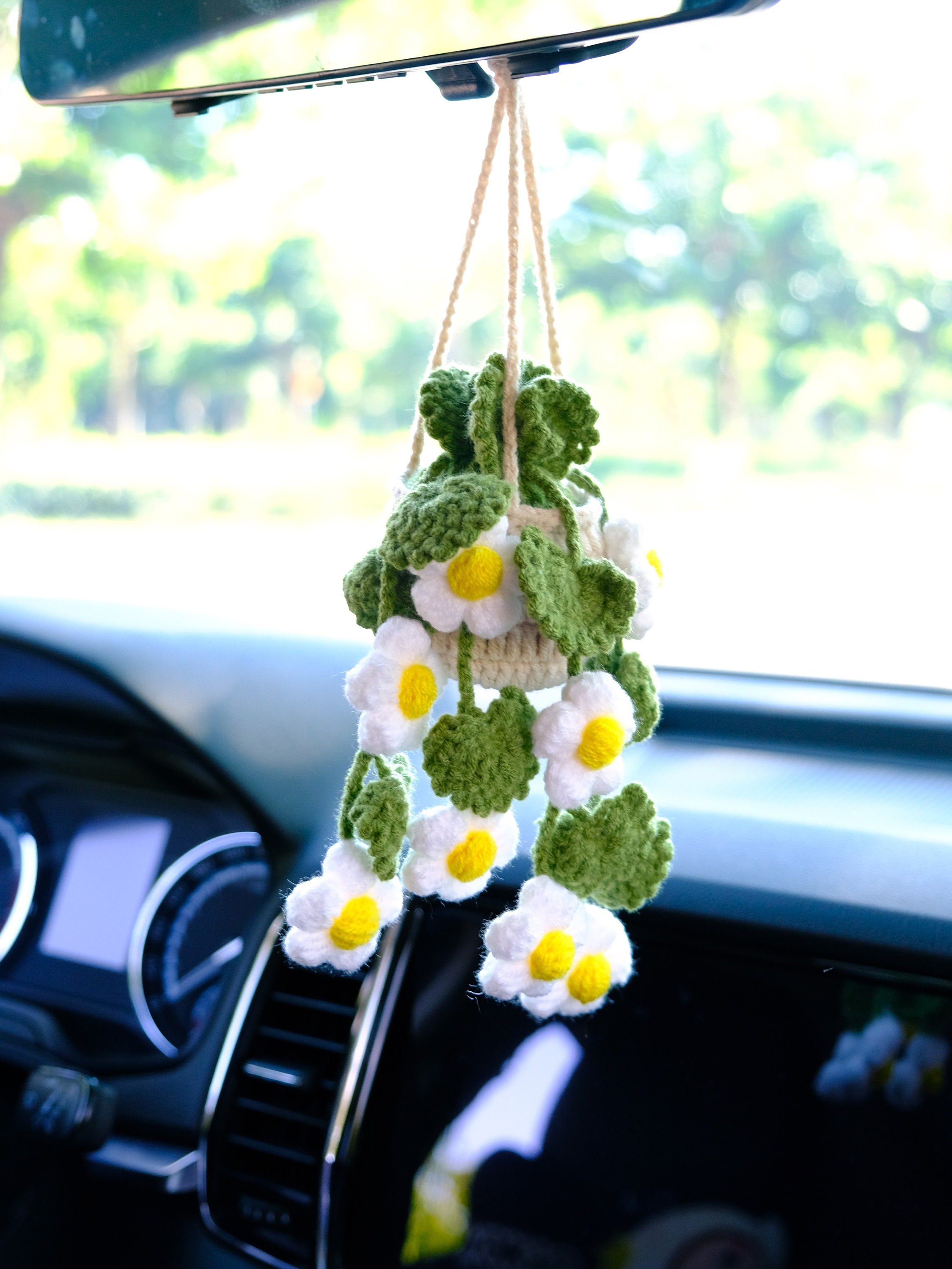 Häkeln Daisy Blume Auto Spiegel Hängezubehör, Sukkulenten Auto Rückspiegel  Zubehör, Boho Innen Auto Zubehör für Frauen - .de