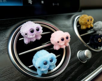 Spider Car Vent Clips Air Freshener, Chenille Mini Spider Car Diffuser, Cute Anime Car Accessories for Women/Teens, Car Interior Decor