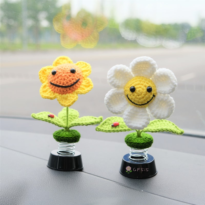 Crochet Sunflower/Daisy Car Dashboard Decor, Smiley Daisy Car Dashboard Accessories, Cute Car interior Accessories, Car Air Freshener