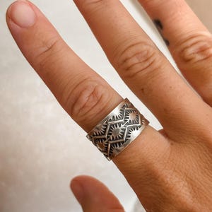 Sunshine Reeves Rings - Etsy