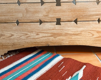 Vintage Southwest Rug,Floor Rug,Acrylic  Rug,Mexican Rug,Southwestern Style,Mexican Rug,Red Rug,Textile,Aztec Design,Rugs, Mexican Textile
