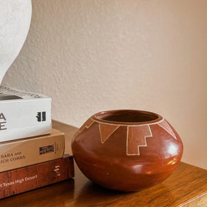 Santa Clara Pueblo Pottery,Southwest Pot,Southwest Vase,Pottery,Vases,New Mexico Pottery,Pueblo Redware Bowl,Polychrome Pot,Home Decor