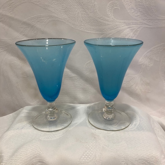 Mid Century Modern retro twin aqua blue tulip shaped small handblown vases art glass