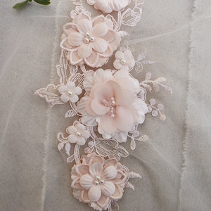 light pink 3D flowers embroidered lace applique,off white bridal 3d floral lace patches for wedding costume dance dress sewing