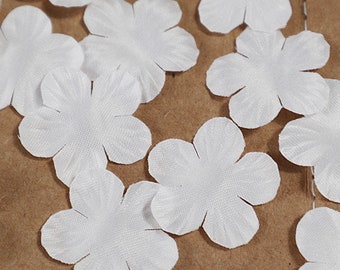 100 pieces off whtie flowers lace appliques, 3cm/2.5cm/2cm/1.6cm fabric cutting petal flower applique for wedding costume gown dress