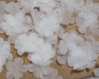 off whtie flowers lace appliques, 3.5cm fabric cutting petal flower applique for wedding costume gown dress